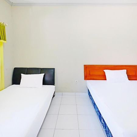 Collection O 91046 Hotel Remaja Indah Masamba Dış mekan fotoğraf